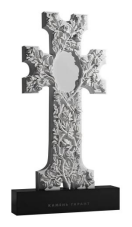 Qranit qara abidə türbəsi