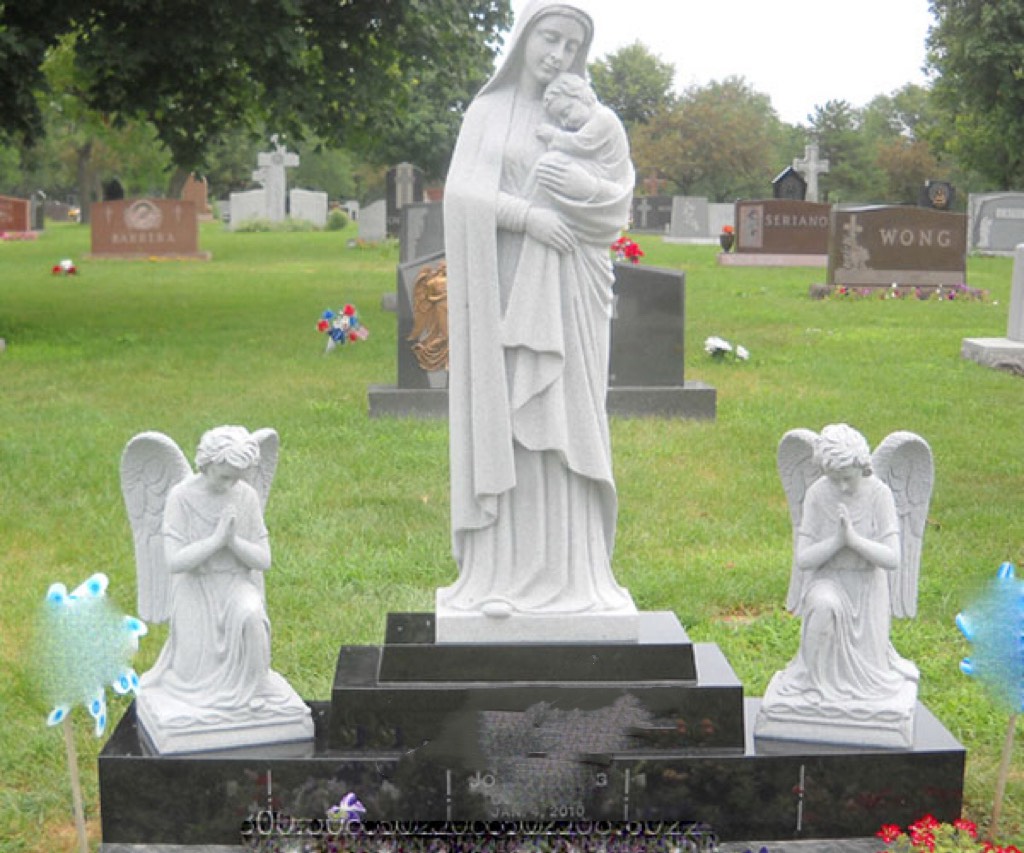 Madonna Uşaq və Namaz Angel Birləşməsi Anıtı